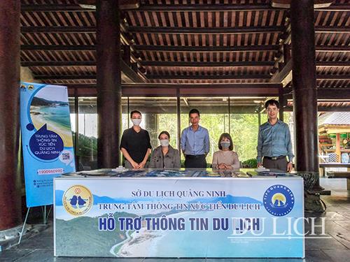 Quầy hỗ trợ thông tin du lịch tại Khu di tích danh thắng Yên Tử, TP. Uông Bí, Quảng Ninh